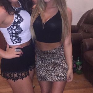 Leopard print mini skirt